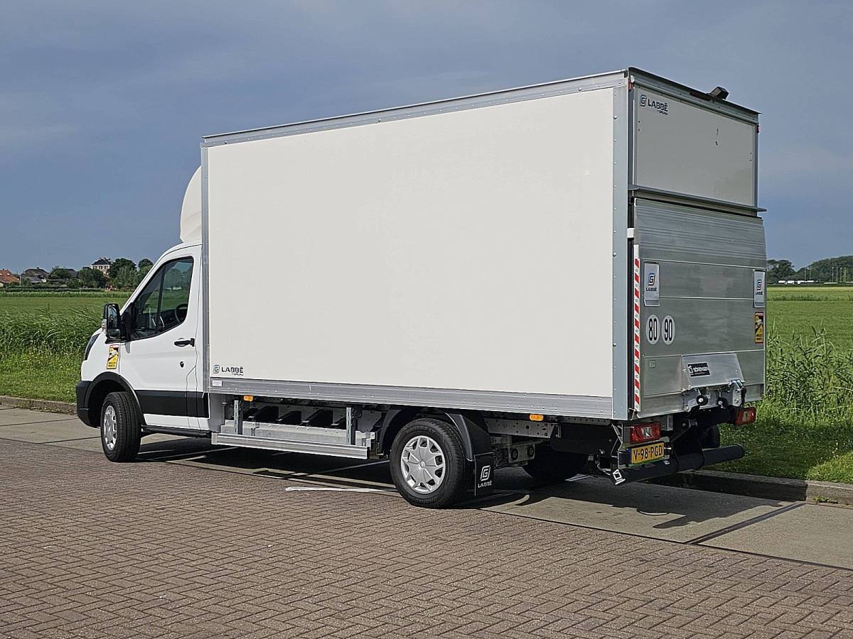 Ford E-Transit FORD E-TRANSIT bakwagen laadklep!