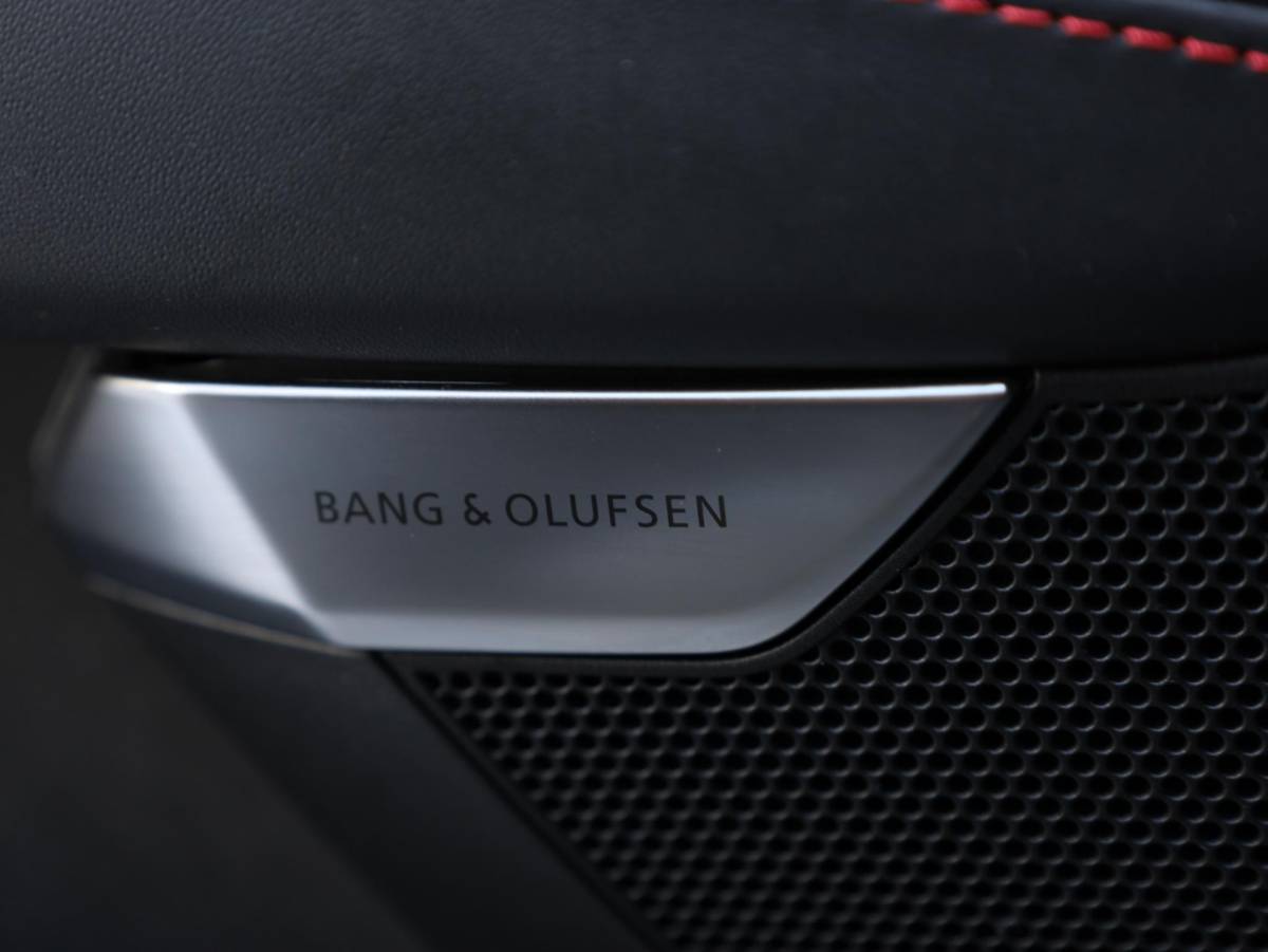 Audi e-tron GT Audi e-tron GT RS 93 kWh 600PK | SOH 91% | Panodak | Leer | B&O | Laser LED | 4Wielsturing | HuD | 360° |
