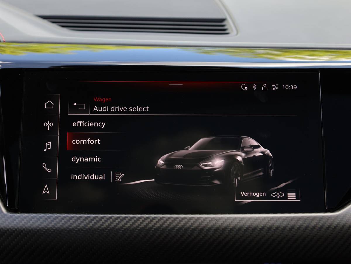 Audi e-tron GT Audi e-tron GT RS 93 kWh 600PK | SOH 91% | Panodak | Leer | B&O | Laser LED | 4Wielsturing | HuD | 360° |