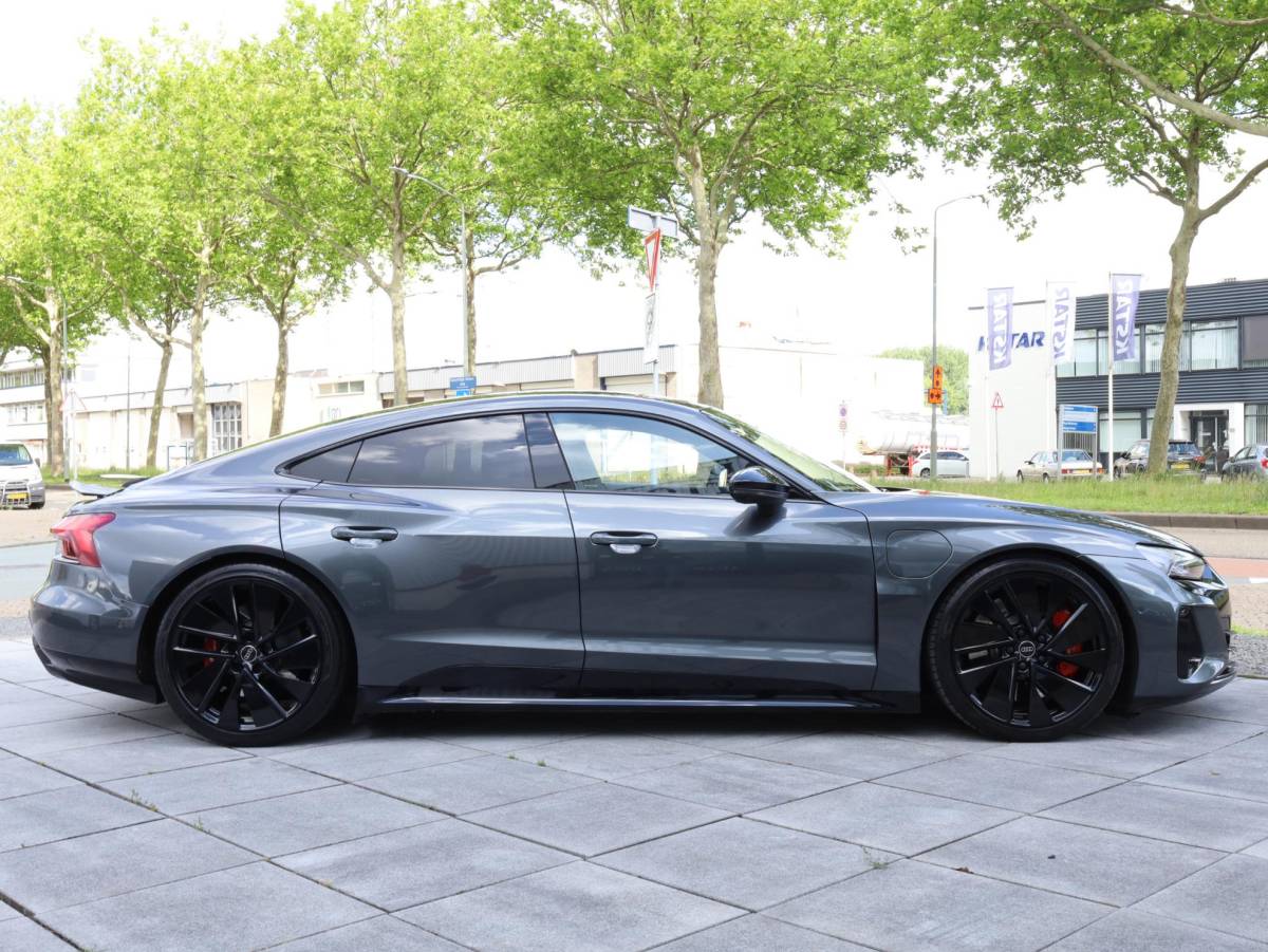 Audi e-tron GT Audi e-tron GT RS 93 kWh 600PK | SOH 91% | Panodak | Leer | B&O | Laser LED | 4Wielsturing | HuD | 360° |