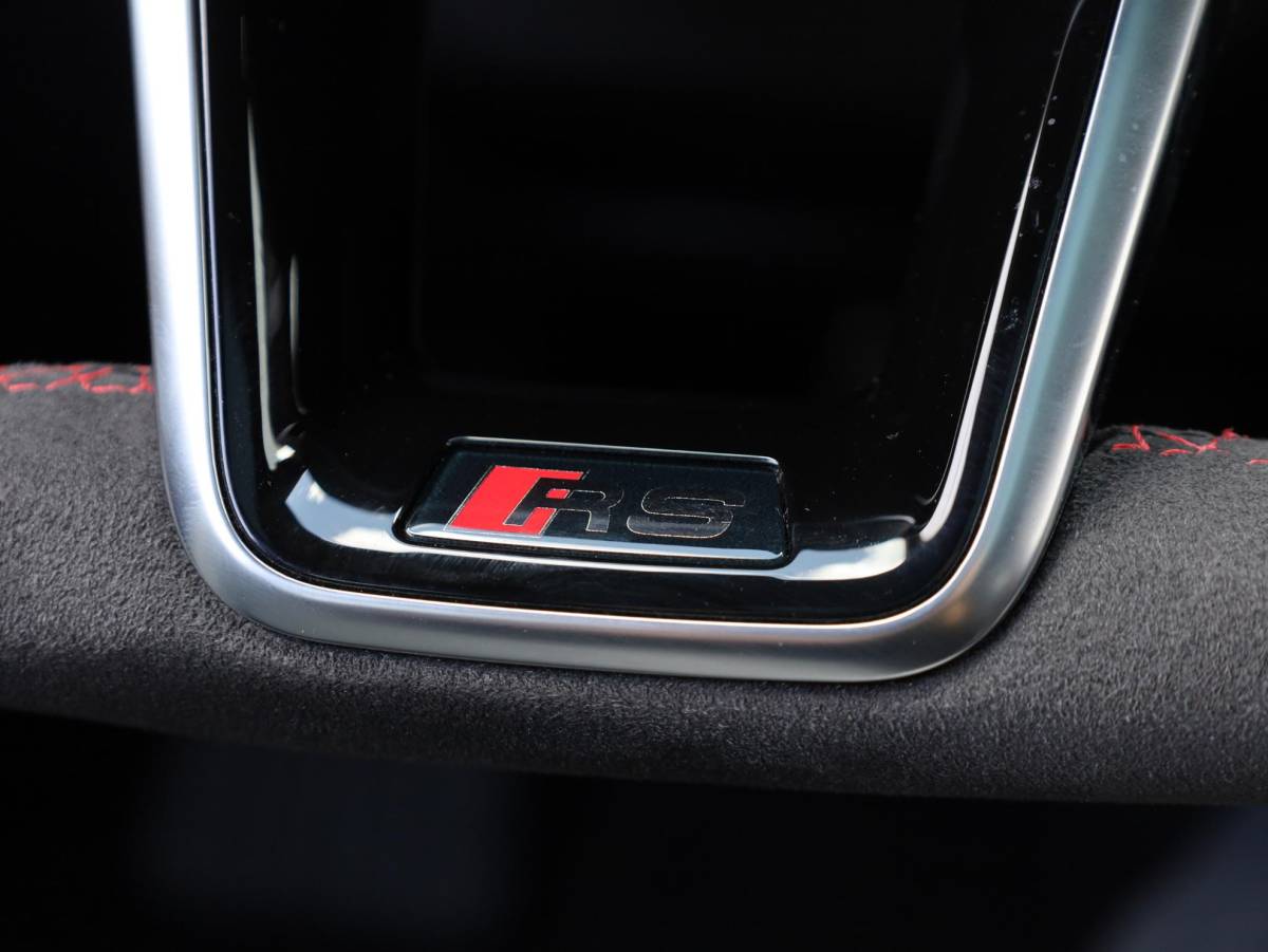 Audi e-tron GT Audi e-tron GT RS 93 kWh 600PK | SOH 91% | Panodak | Leer | B&O | Laser LED | 4Wielsturing | HuD | 360° |