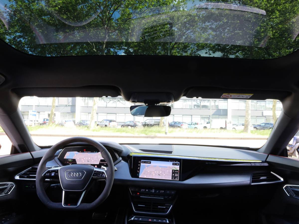 Audi e-tron GT Audi e-tron GT RS 93 kWh 600PK | SOH 91% | Panodak | Leer | B&O | Laser LED | 4Wielsturing | HuD | 360° |