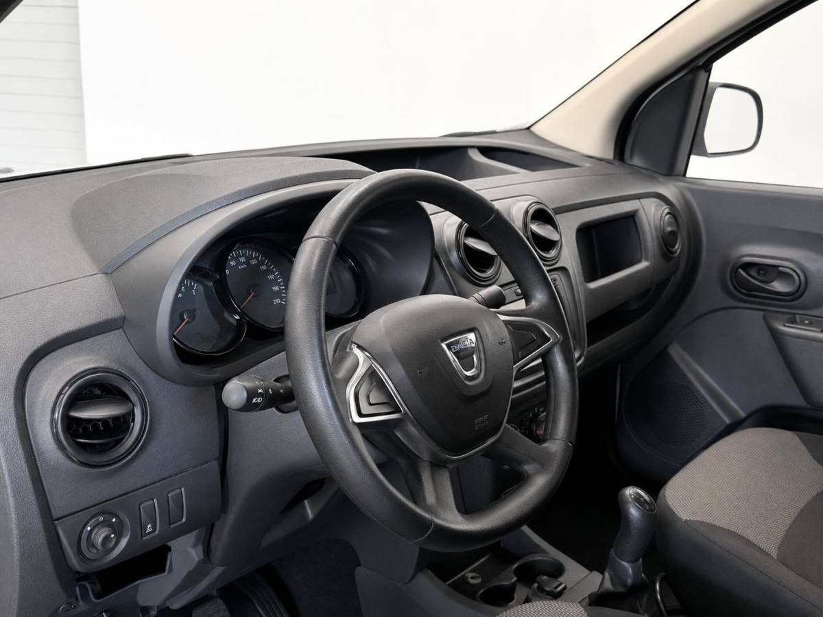 Dacia Dokker Dacia Dokker 1.5 dCi 75 Essential Navigatie Bluetooth Cruise Control Trekhaak zijschuifdeur  airco LEES OPMERKINGEN