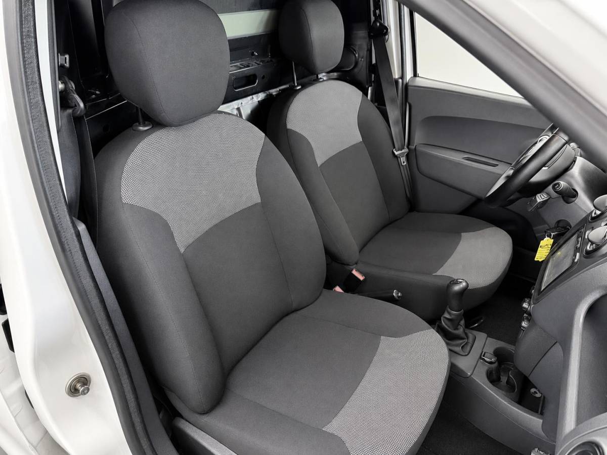 Dacia Dokker Dacia Dokker 1.5 dCi 75 Essential Navigatie Bluetooth Cruise Control Trekhaak zijschuifdeur  airco LEES OPMERKINGEN