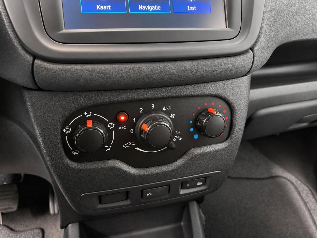 Dacia Dokker Dacia Dokker 1.5 dCi 75 Essential Navigatie Bluetooth Cruise Control Trekhaak zijschuifdeur  airco LEES OPMERKINGEN