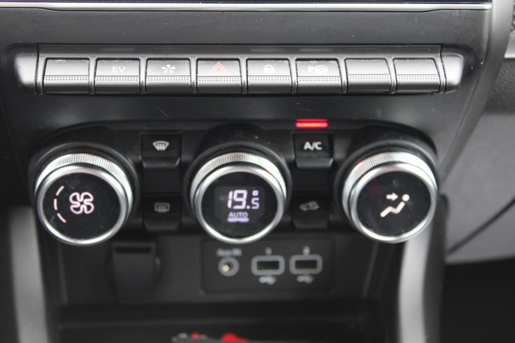 Renault Arkana Renault Arkana 1.6 E-Tech 143pk Full Hybrid ECC/carplay-android/cruise/camera/PDC/LED/navi