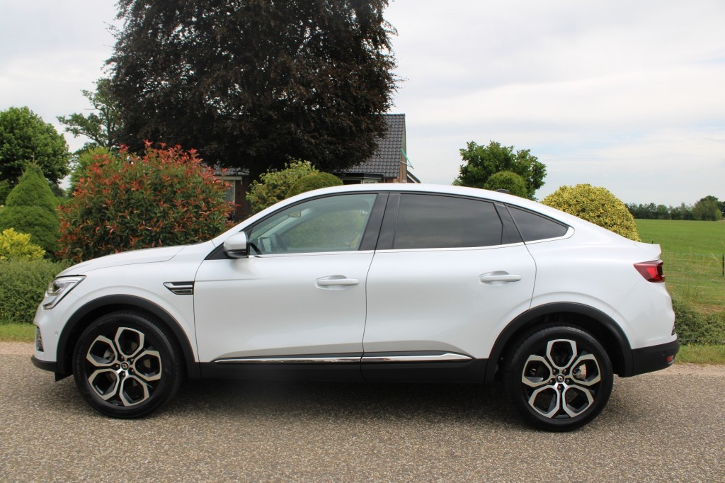 Renault Arkana Renault Arkana 1.6 E-Tech 143pk Full Hybrid ECC/carplay-android/cruise/camera/PDC/LED/navi
