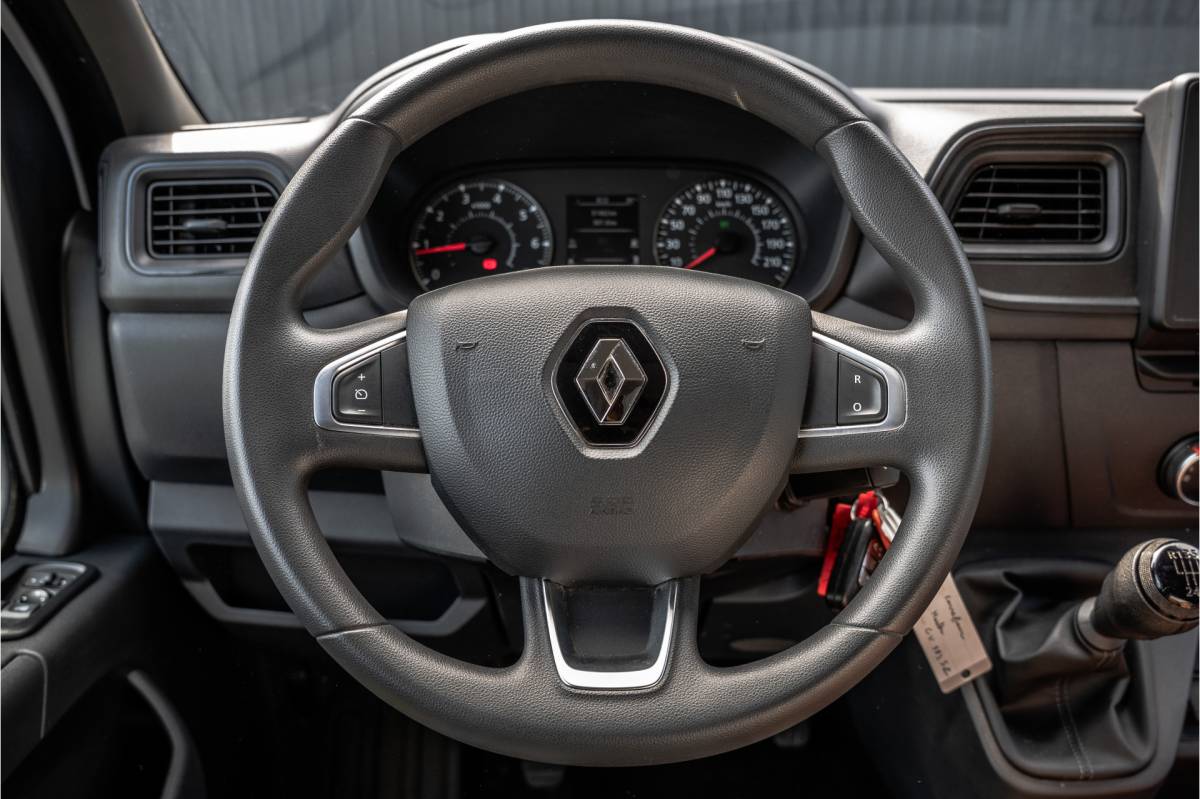 Renault Master Renault Master 2.3dCi | Bakwagen met Laadklep | LED | Carplay | Camera | Cruise