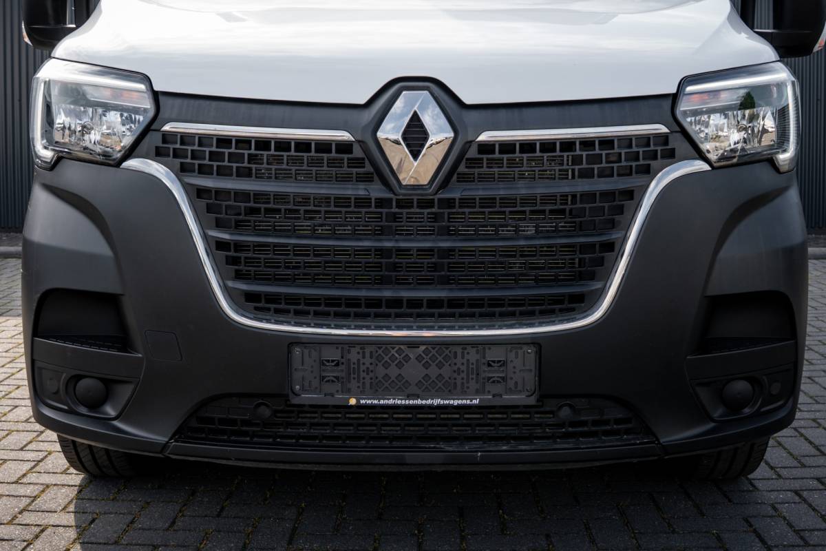 Renault Master Renault Master 2.3dCi | Bakwagen met Laadklep | LED | Carplay | Camera | Cruise