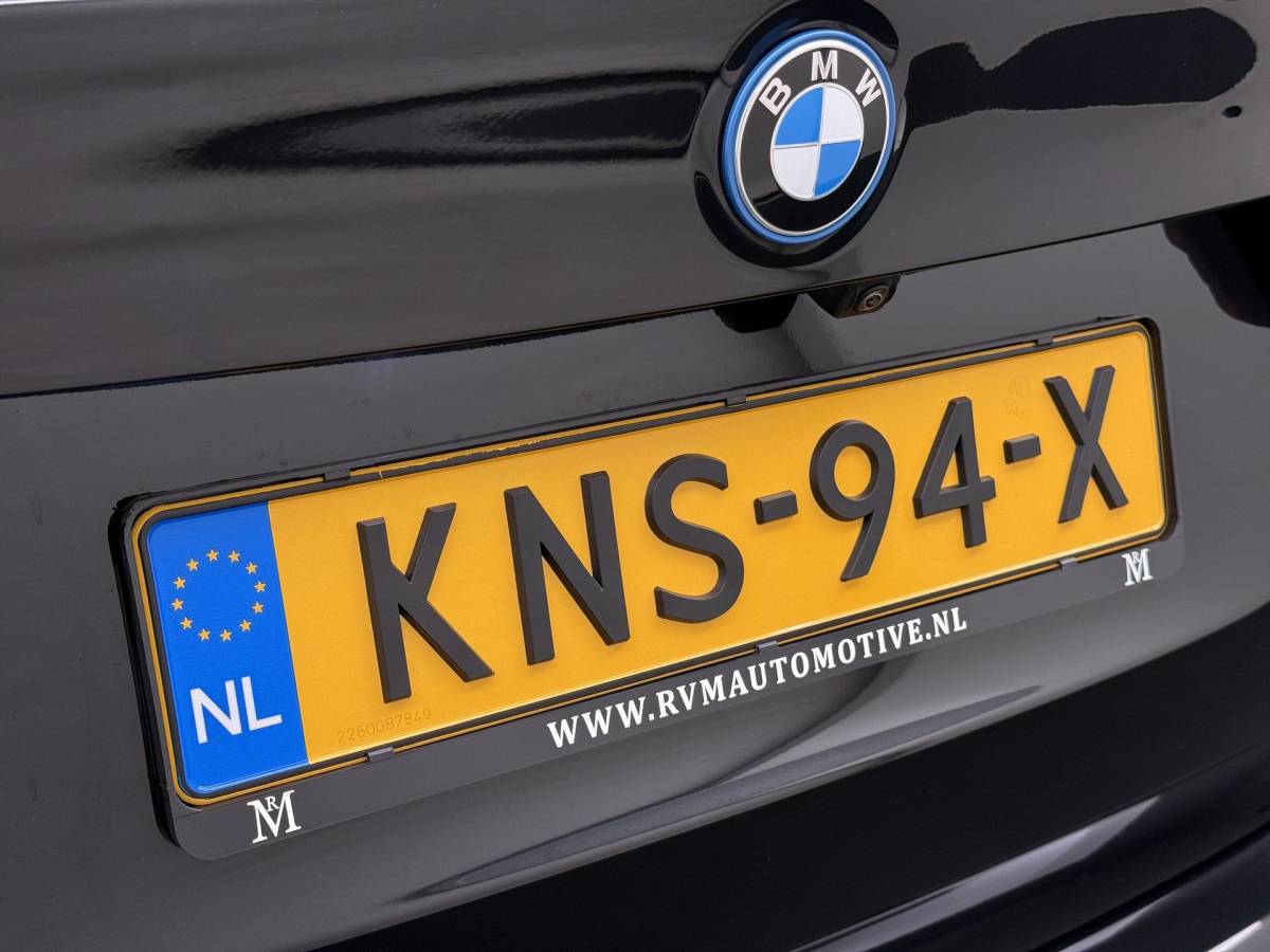 BMW X3 BMW X3 xDrive30e VAN: 40.900,- VOOR: 38.877,- UW WKVOORDEEL: 2.023,-PHEV | M-SPORT| DEALER ONDERHOUDEN| CAMERA| ELEKTRISCHE ACHTERKLEP| APPLE CARPLAY| RIJKLAARPRIJS
