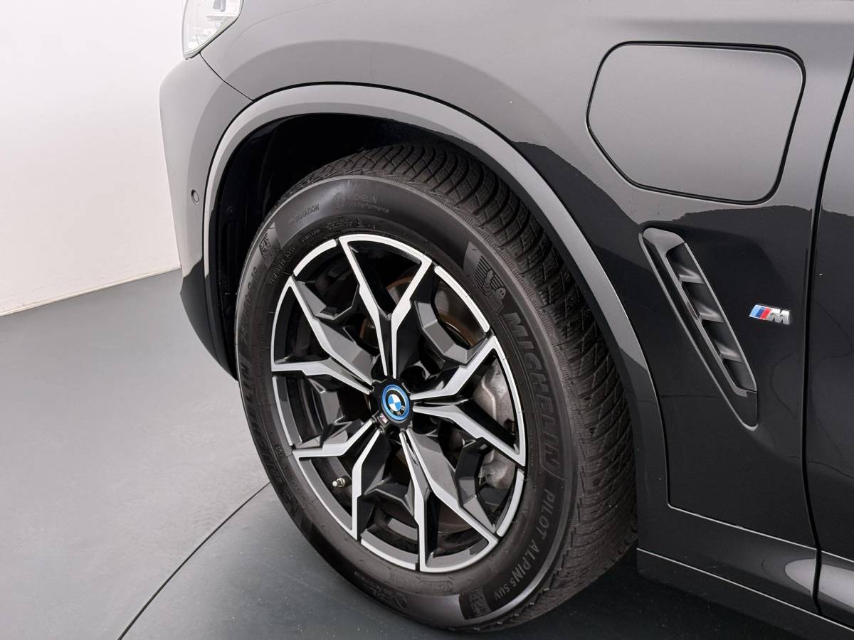 BMW X3 BMW X3 xDrive30e VAN: 40.900,- VOOR: 38.877,- UW WKVOORDEEL: 2.023,-PHEV | M-SPORT| DEALER ONDERHOUDEN| CAMERA| ELEKTRISCHE ACHTERKLEP| APPLE CARPLAY| RIJKLAARPRIJS