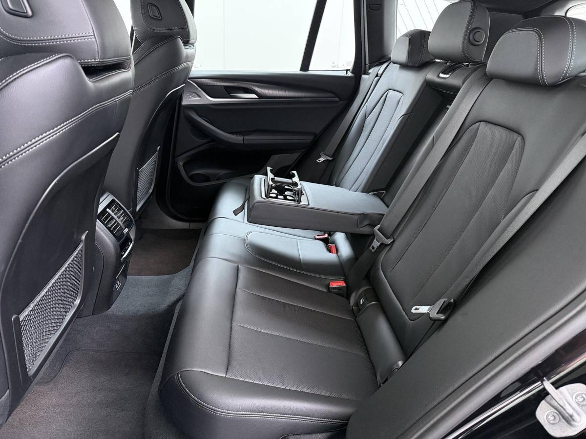 BMW X3 BMW X3 xDrive30e M-SPORT| DEALER ONDERHOUDEN| CAMERA| ELEKTRISCHE ACHTERKLEP| APPLE CARPLAY| RIJKLAARPRIJS