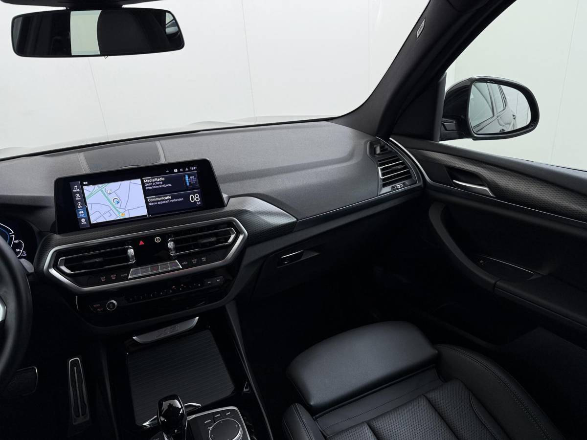 BMW X3 BMW X3 xDrive30e M-SPORT| DEALER ONDERHOUDEN| CAMERA| ELEKTRISCHE ACHTERKLEP| APPLE CARPLAY| RIJKLAARPRIJS
