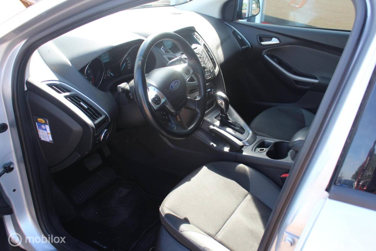 Ford Focus Ford Focus 1.6 TI-VCT Titanium Automaat Clima/Cruise/Trekhaak