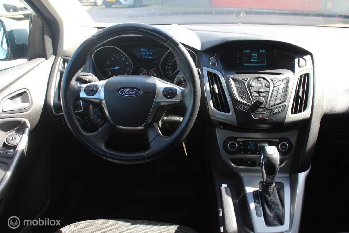 Ford Focus Ford Focus 1.6 TI-VCT Titanium Automaat Clima/Cruise/Trekhaak
