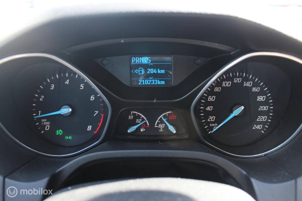 Ford Focus Ford Focus 1.6 TI-VCT Titanium Automaat Clima/Cruise/Trekhaak