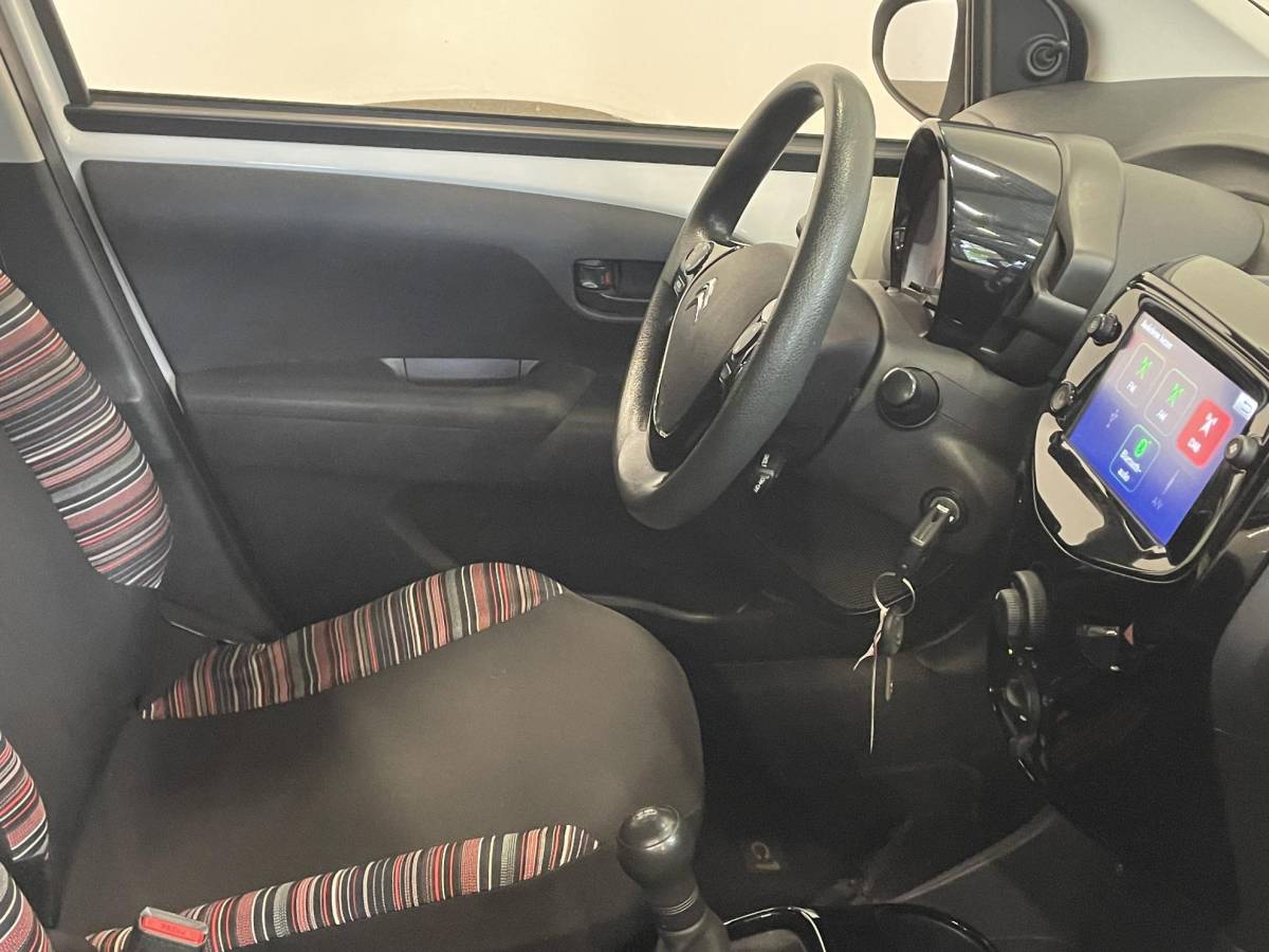 Citroën C1 Citroen C1 1.0 VTi Feel Airco Carplay Navi Achteruitrijcamera Techno Pack