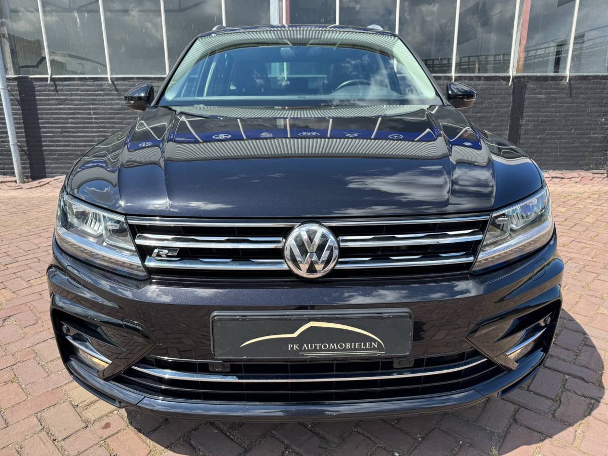 Volkswagen Tiguan Volkswagen Tiguan 1.4 TSI SOUND Business R-Line **PANO + TREKH + LEDER + MEMORY**