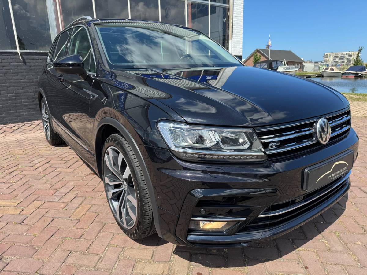 Volkswagen Tiguan Volkswagen Tiguan 1.4 TSI SOUND Business R-Line **PANO + TREKH + LEDER + MEMORY**