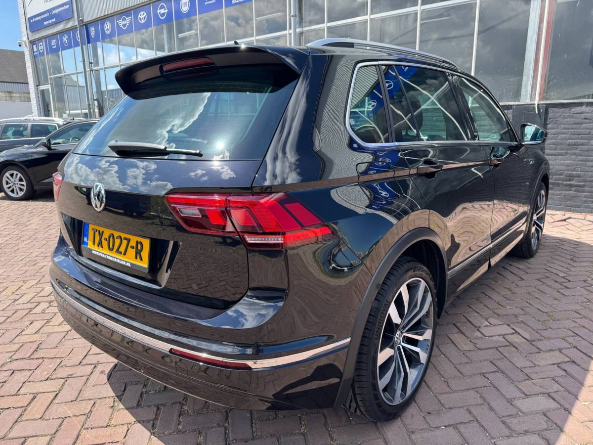 Volkswagen Tiguan Volkswagen Tiguan 1.4 TSI SOUND Business R-Line **PANO + TREKH + LEDER + MEMORY**