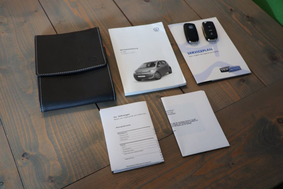Volkswagen e-up! Volkswagen E-Up! SOH 89% Camera Cruise-controle Stoelverwarming Lane-assist