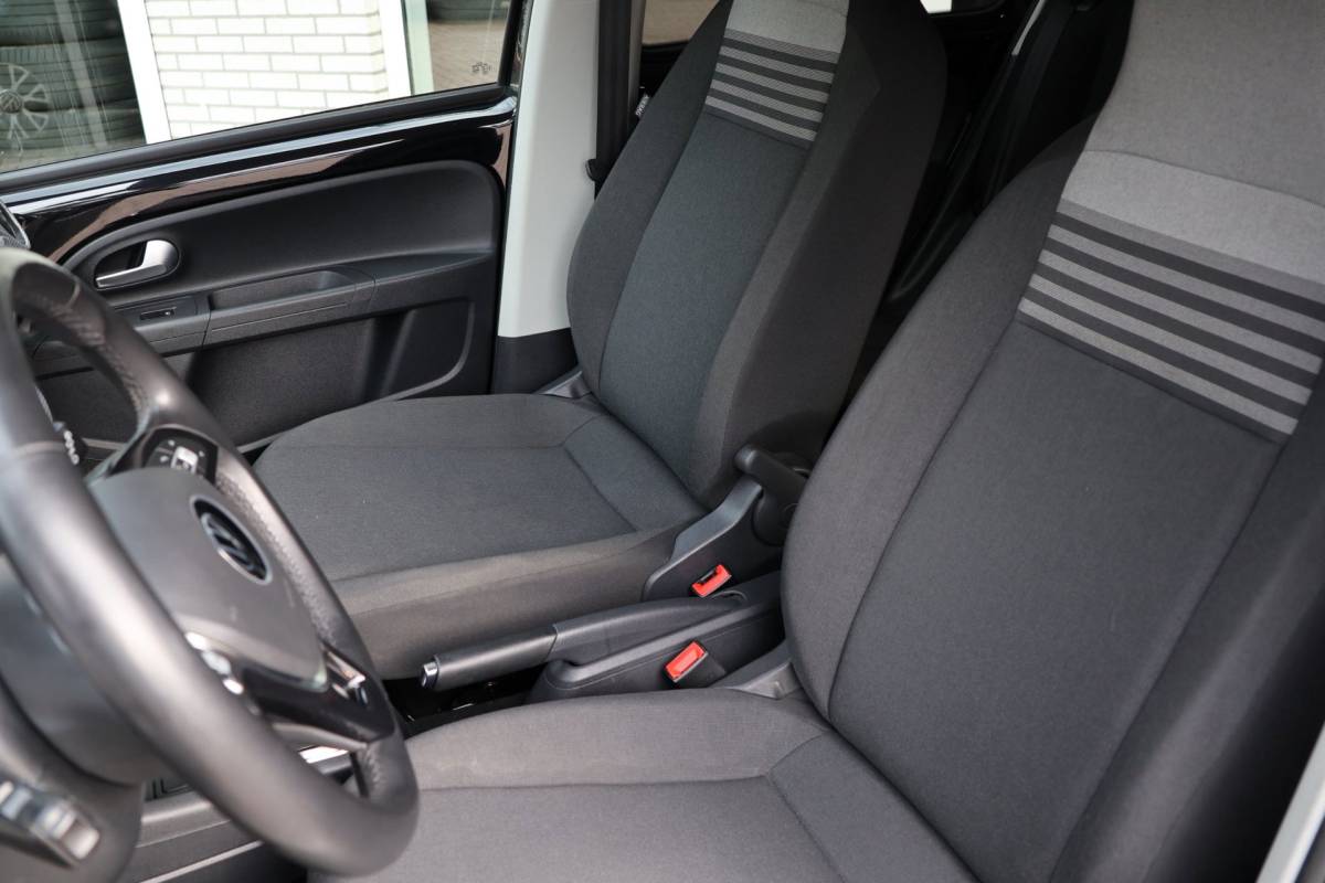 Volkswagen e-up! Volkswagen E-Up! SOH 89% Camera Cruise-controle Stoelverwarming Lane-assist