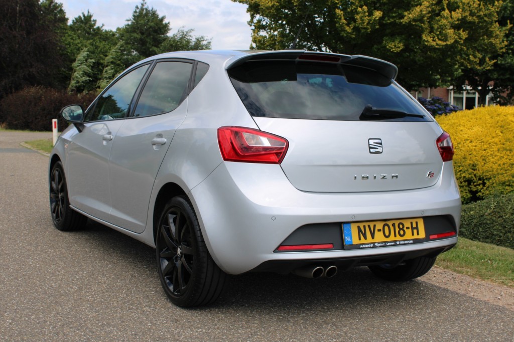 SEAT Ibiza Seat Ibiza 1.0TSi 140pk FR Connect ECC/Navi/Cruise/PDC/DAB/Camera/Stoelverw./Schuifdak 5-drs