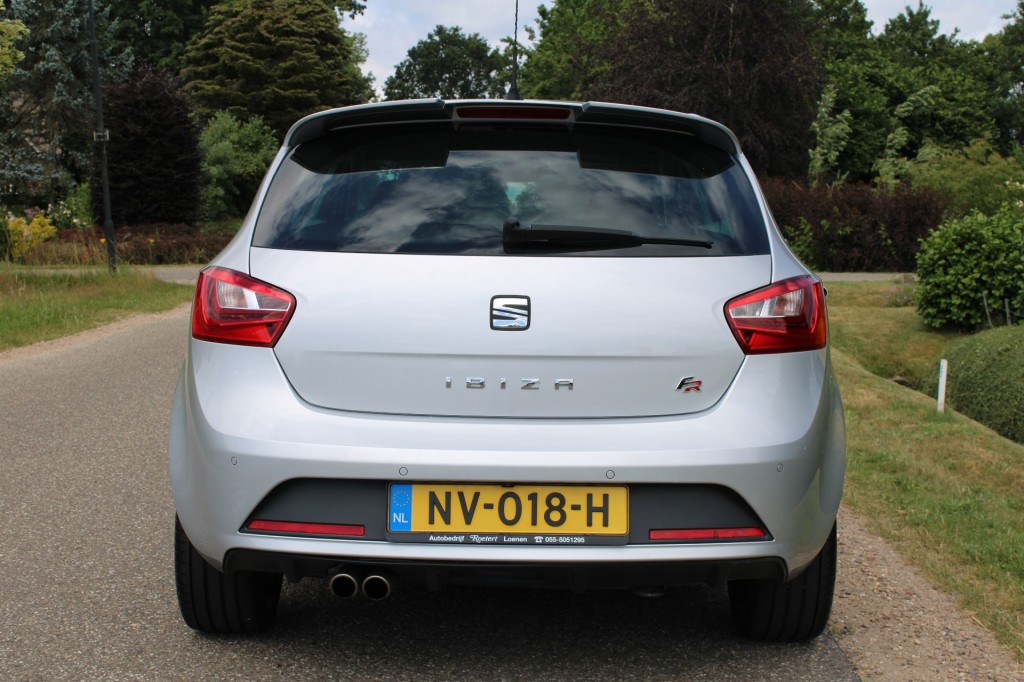 SEAT Ibiza Seat Ibiza 1.0TSi 140pk FR Connect ECC/Navi/Cruise/PDC/DAB/Camera/Stoelverw./Schuifdak 5-drs