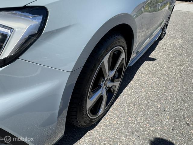 Audi A1 Sportback Audi A1 Sportback 30 TFSI S Line Edition 110pk  , Two Tone Grijs – Zwart ,  S-Line  Sportive uitvoering , Navigatie , Camera achter , Parkeer sensoren voor & achter, S-Line Interieur ,