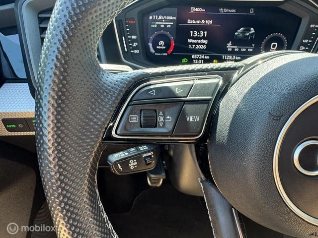 Audi A1 Sportback Audi A1 Sportback 30 TFSI S Line Edition 110pk  , Two Tone Grijs – Zwart ,  S-Line  Sportive uitvoering , Navigatie , Camera achter , Parkeer sensoren voor & achter, S-Line Interieur ,