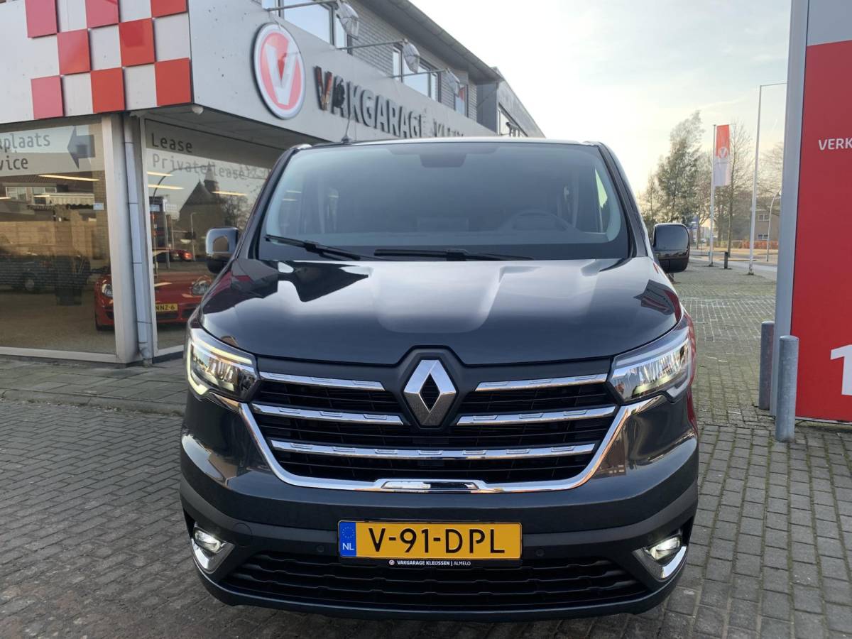 Renault Trafic Renault Trafic 2.0 dCi 150 T29 L2H1 DC camera keyles navi dubbel cabine Automaat