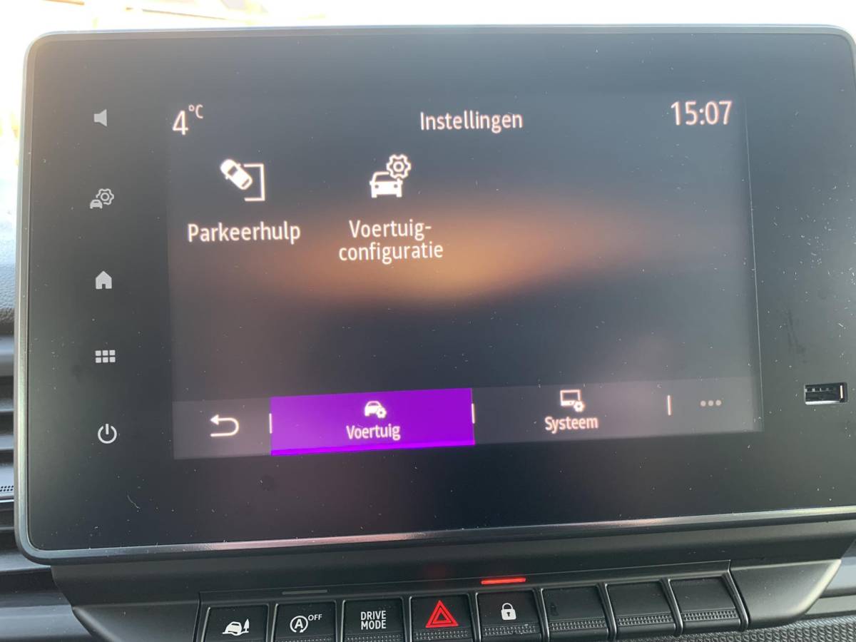 Renault Trafic Renault Trafic 2.0 dCi 150 T29 L2H1 DC camera keyles navi dubbel cabine Automaat