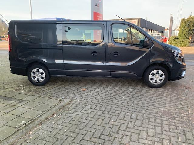 Renault Trafic Renault Trafic 2.0 dCi 150 T29 L2H1 DC camera keyles navi dubbel cabine Automaat