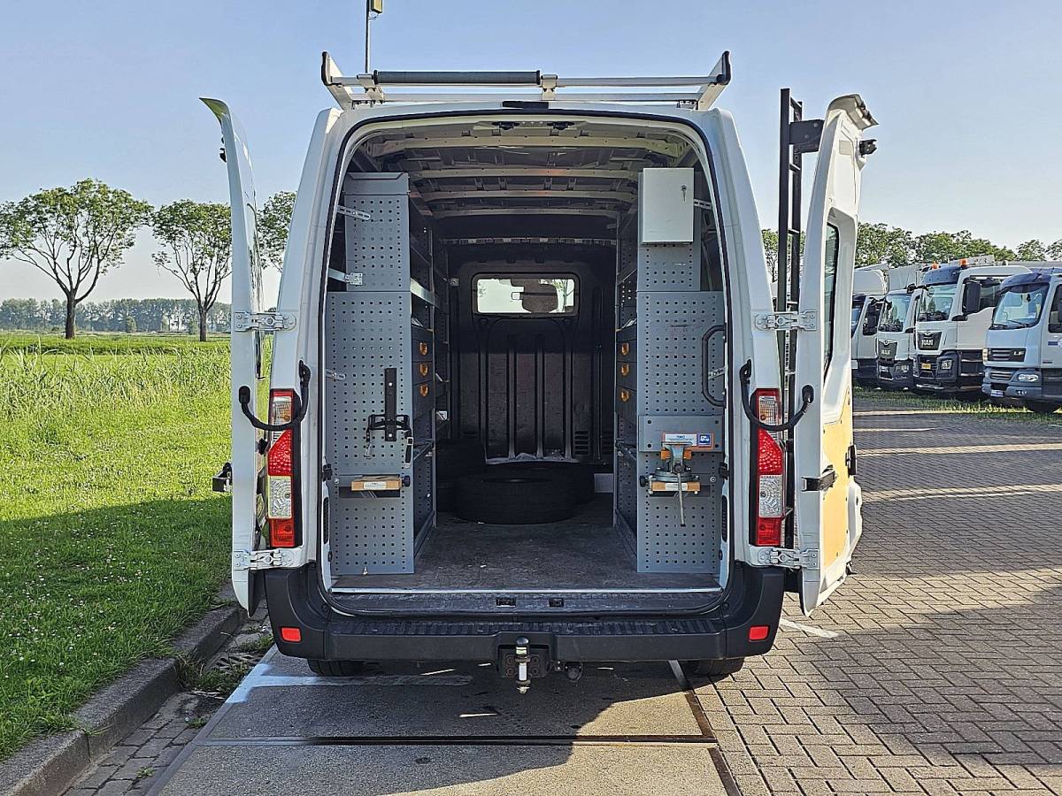 Opel Movano OPEL MOVANO 2.3 l2h2 180pk euro6 air