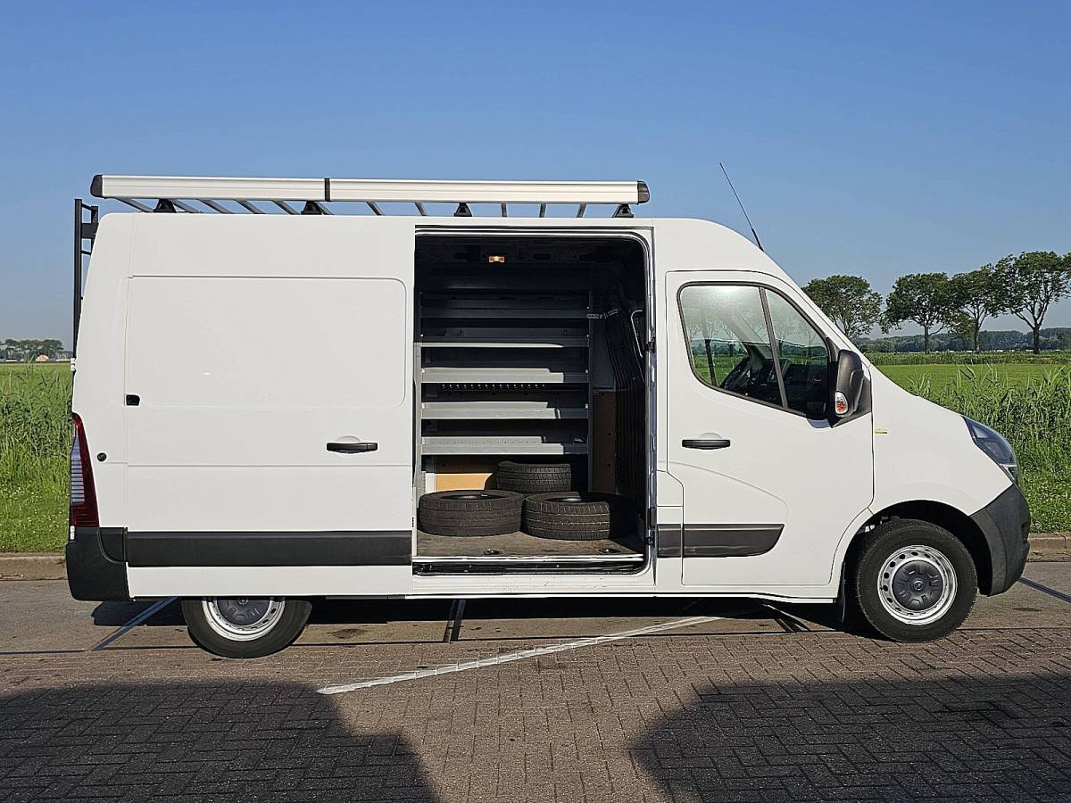 Opel Movano OPEL MOVANO 2.3 l2h2 180pk euro6 air