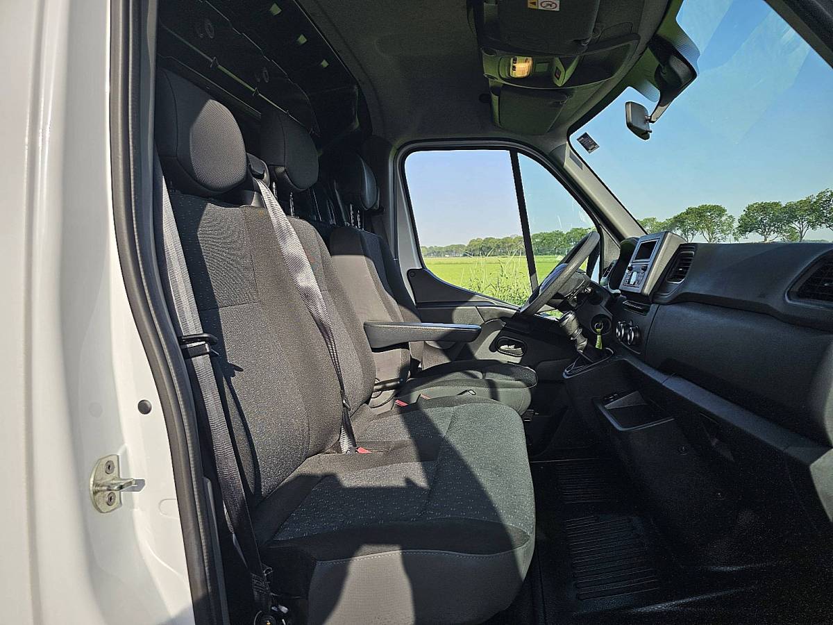 Opel Movano OPEL MOVANO 2.3 l2h2 180pk euro6 air