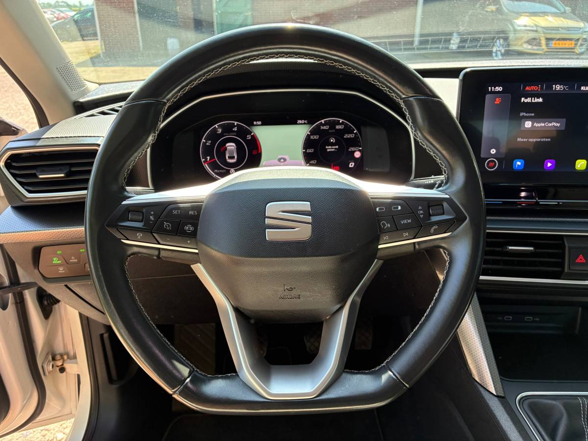 SEAT Leon Seat Leon Sportstourer 2.0 TDI | BTW | NAP | Digi dash + Carplay nu €17.975,-!!