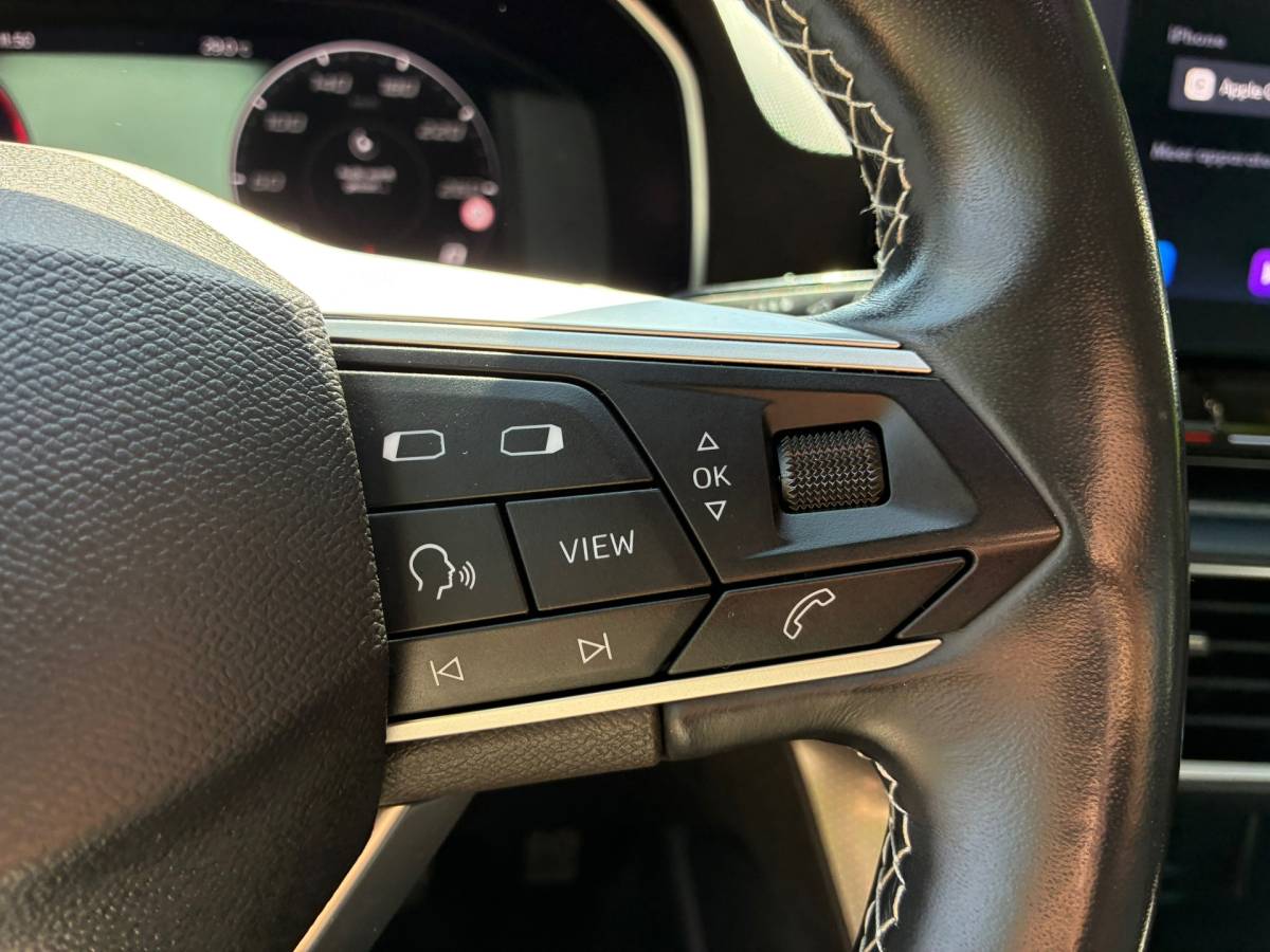 SEAT Leon Seat Leon Sportstourer 2.0 TDI | BTW | NAP | Digi dash + Carplay nu €17.975,-!!