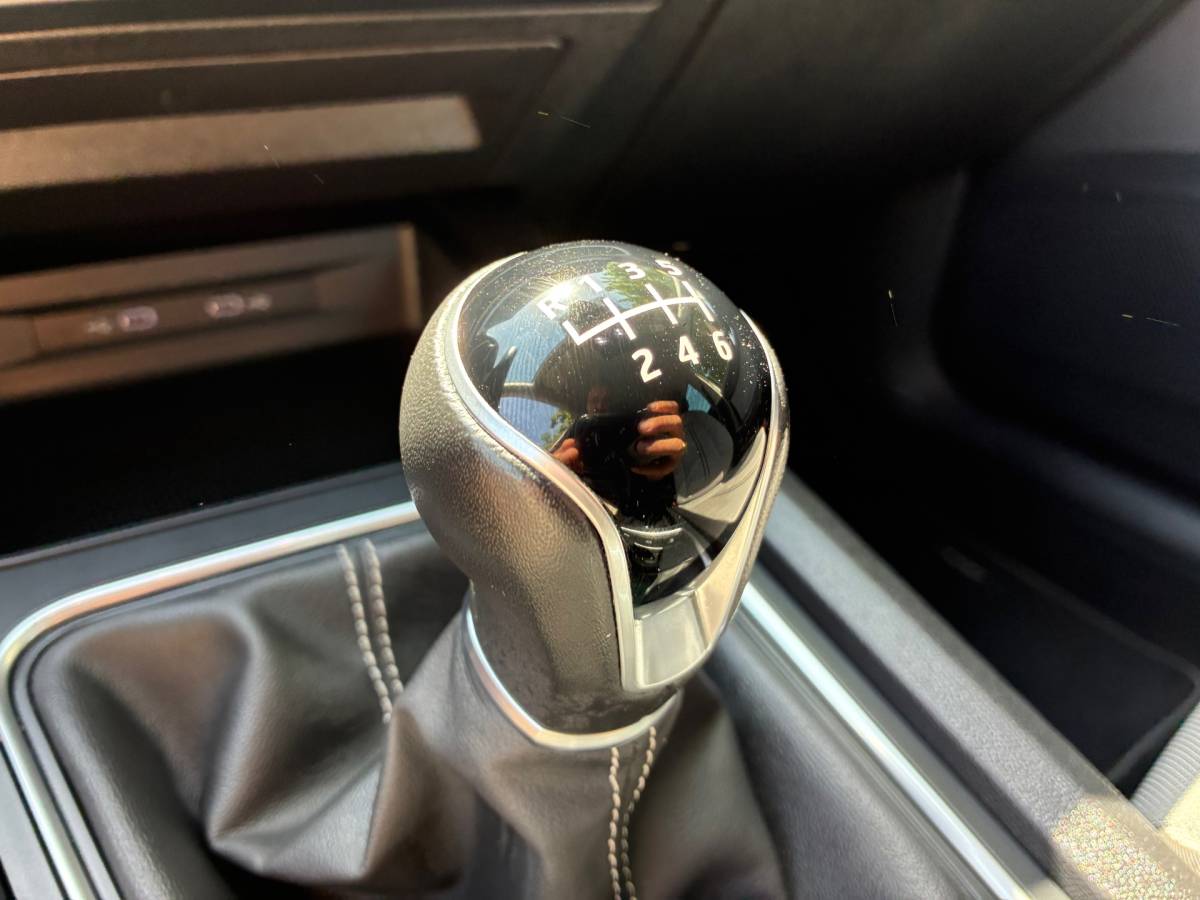 SEAT Leon Seat Leon Sportstourer 2.0 TDI | BTW | NAP | Digi dash + Carplay nu €17.975,-!!