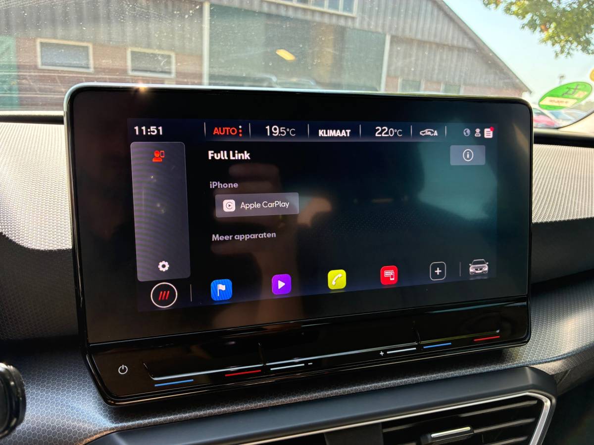 SEAT Leon Seat Leon Sportstourer 2.0 TDI | BTW | NAP | Digi dash + Carplay nu €17.975,-!!
