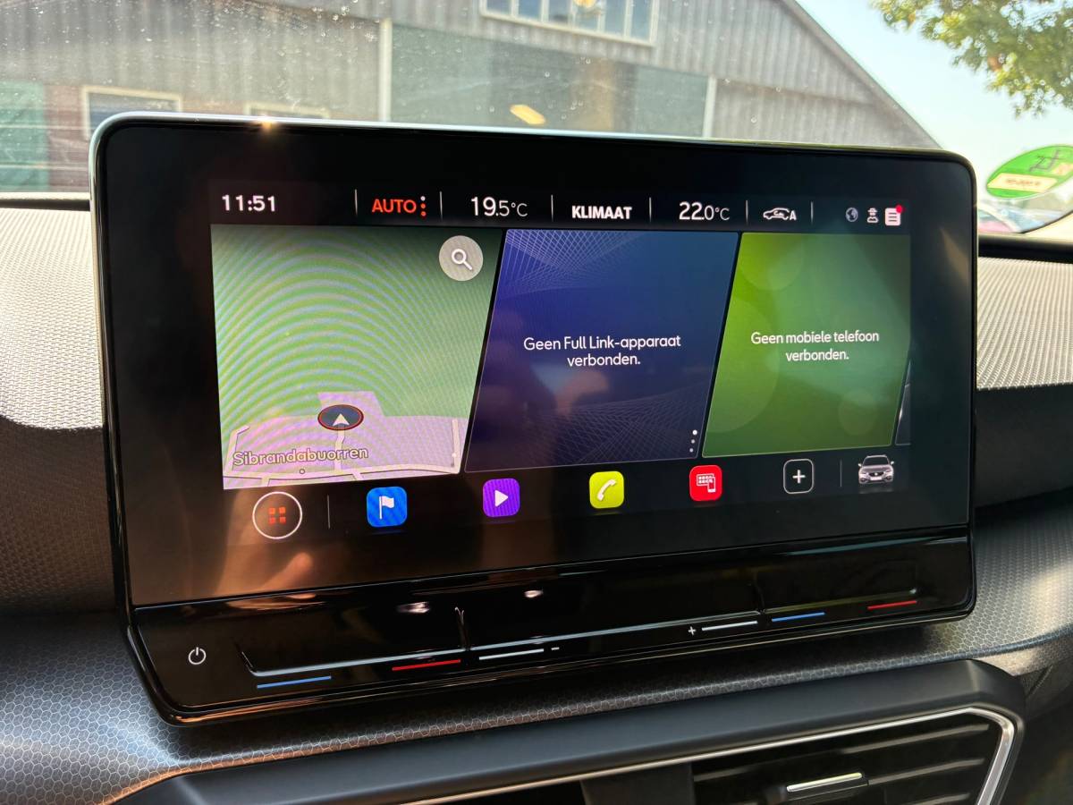 SEAT Leon Seat Leon Sportstourer 2.0 TDI | BTW | NAP | Digi dash + Carplay nu €17.975,-!!