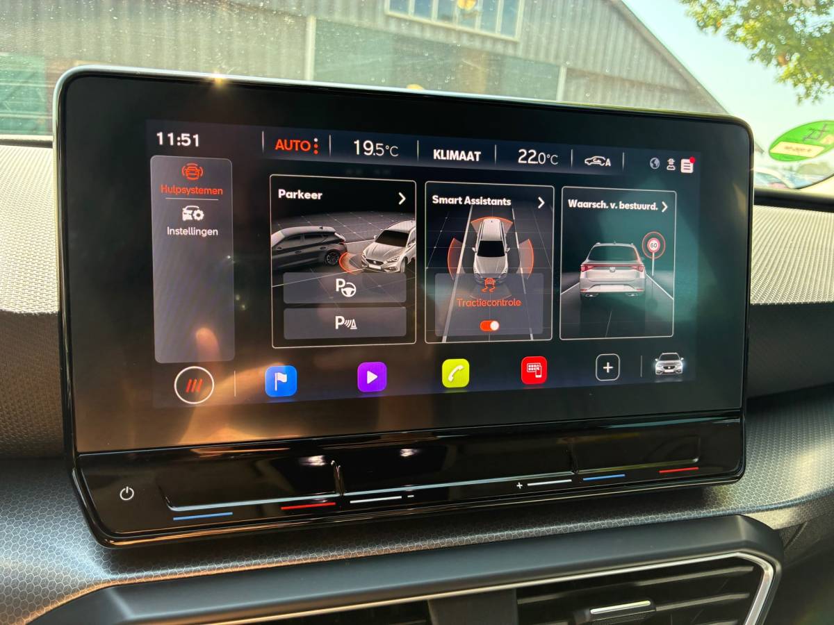 SEAT Leon Seat Leon Sportstourer 2.0 TDI | BTW | NAP | Digi dash + Carplay nu €17.975,-!!