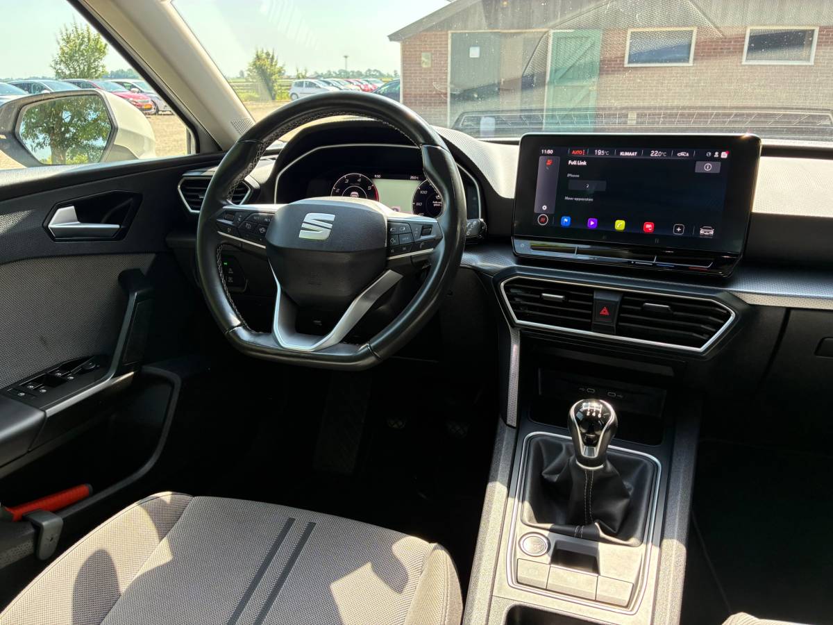 SEAT Leon Seat Leon Sportstourer 2.0 TDI | BTW | NAP | Digi dash + Carplay nu €17.975,-!!