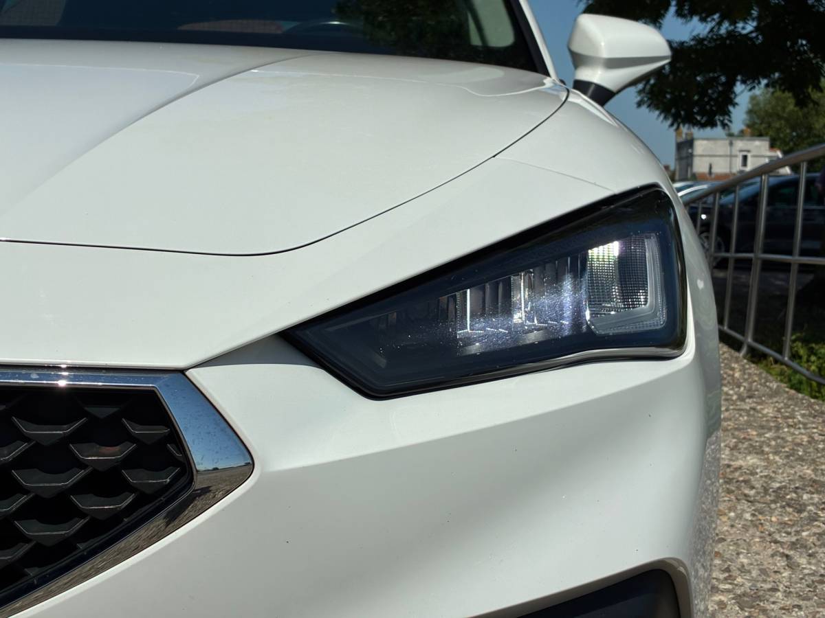 SEAT Leon Seat Leon Sportstourer 2.0 TDI | BTW | NAP | Digi dash + Carplay nu €17.975,-!!