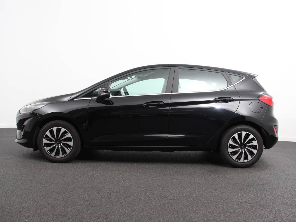Ford Fiesta Ford Fiesta 1.0 125pk Titanium Navigatie Climate control Led Parkeer sensoren Lichtmetalen velgen Cruise Control Stoelverwarming Bluetooth