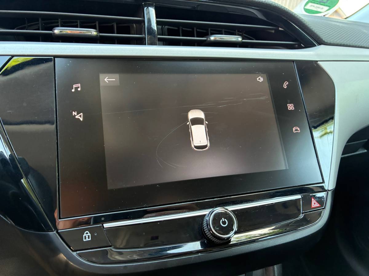Opel Corsa Opel Corsa 1.2 Edition | Carplay + DAB + Navi + Clima nu €9.975,-!!