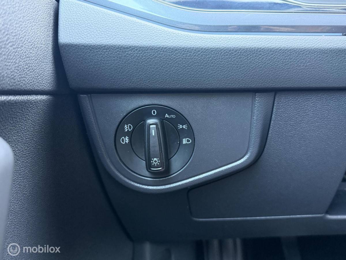 Volkswagen Polo Volkswagen Polo 1.0 TSI R-Line CARPLAY/CLIMA/PDC/STOELVERW/LED