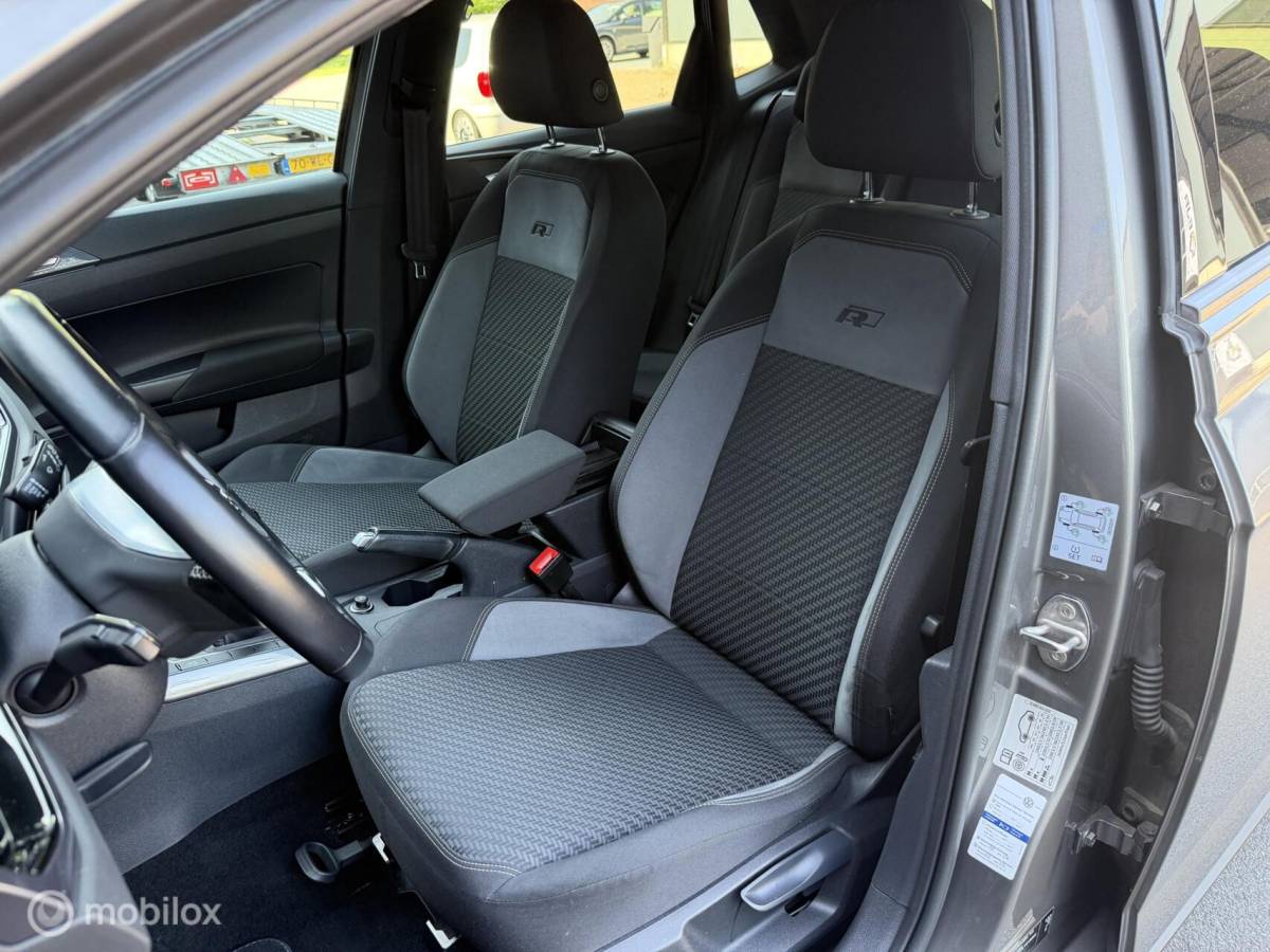 Volkswagen Polo Volkswagen Polo 1.0 TSI R-Line CARPLAY/CLIMA/PDC/STOELVERW/LED