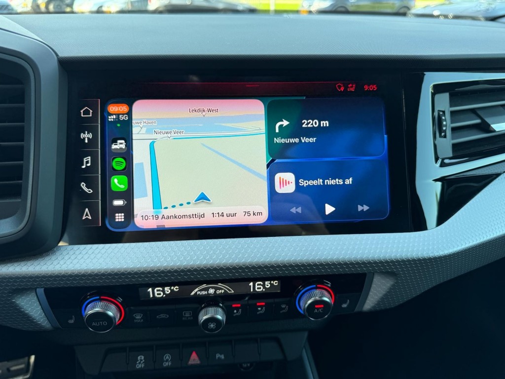 Audi A1 Audi A1 35 TFSI 3x S-line Carplay Stoelverw Afgevlakt stuurwiel twotone 180pk Erg mooi!