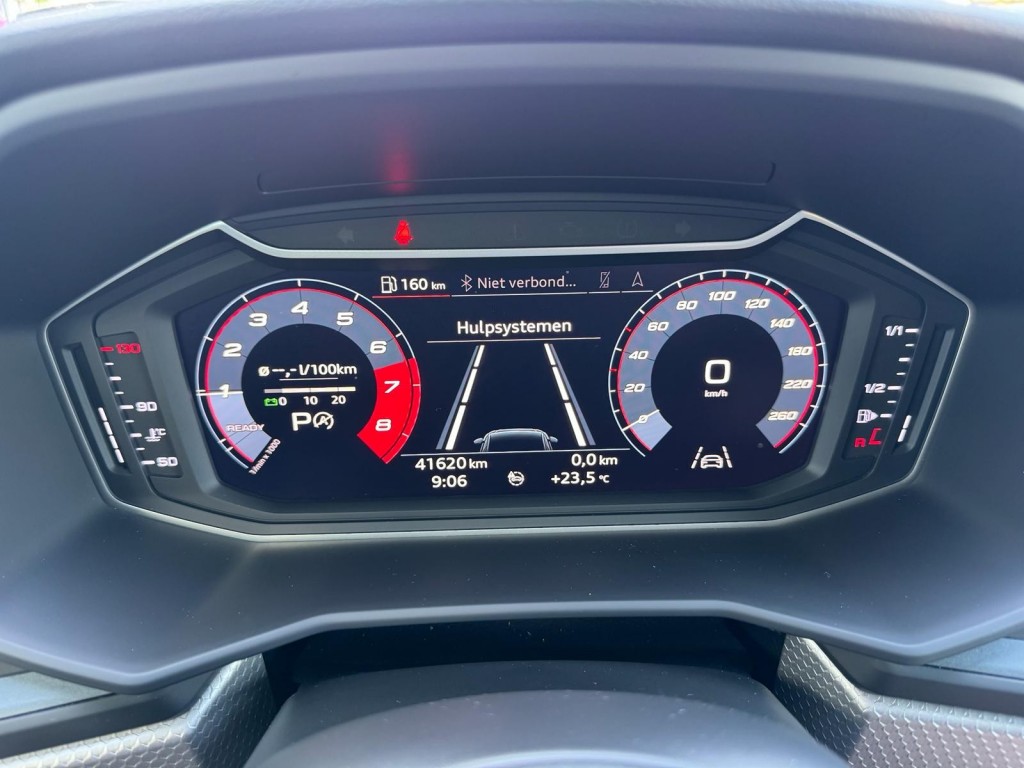 Audi A1 Audi A1 35 TFSI 3x S-line Carplay Stoelverw Afgevlakt stuurwiel twotone 180pk Erg mooi!